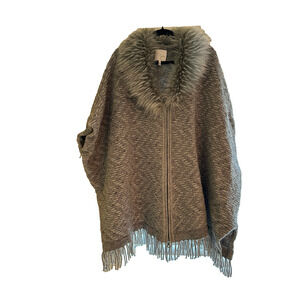 Joie Gray Herringbone Knit Faux Fur Collar Zip Front Fringe‎ Poncho Cape M L
